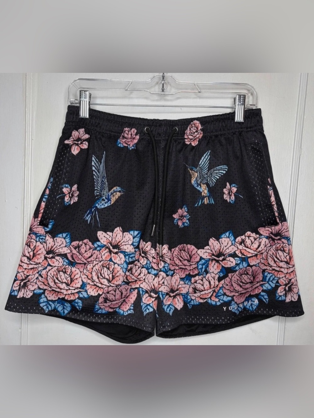 YoungLA Shorts Mens Medium Black Floral Hummingbird Print Mesh Gym Athletic